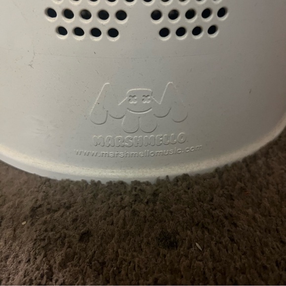 Marshmello Bucket Head - Picture 4 of 5